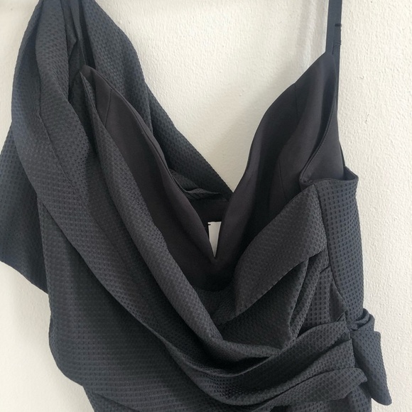 $295 Acler Dartford Drape Dress in Black - Picture 5 of 10